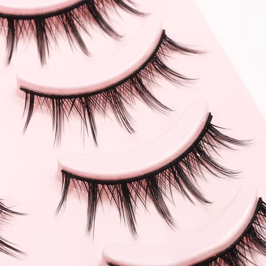 China Factory lança novo conjunto de cílios postiços com meio par de cabelo e 5 pares de cílios transparentes